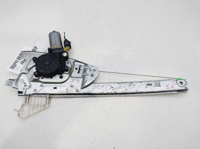 Mechanizm podnoszenia szyby drzwi przednich lewych 0002691V003000000 MERCEDES