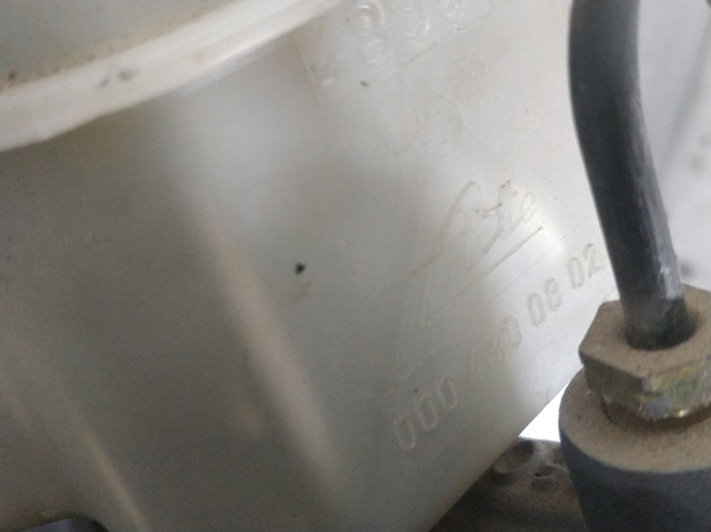 Kupić Zbiorniczek głównego cylindra hamulcowego (płynu hamulcowego) Mercedes S  W140 w dobrej cenie