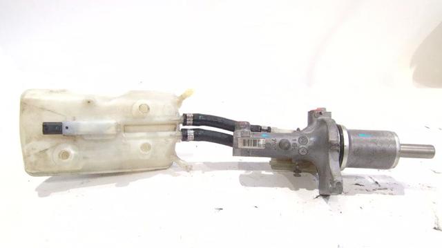 Główny cylinder hamulców 0004317401 MERCEDES