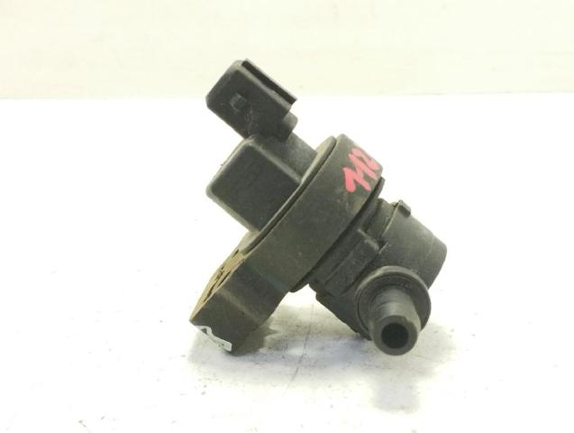 Zawór pochłaniacza oparów paliwa 0004701593 MERCEDES