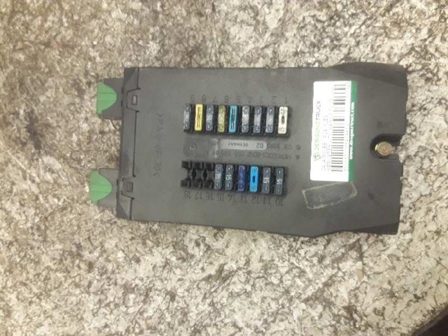 Skrzynka bezpieczników 0005400650 MERCEDES