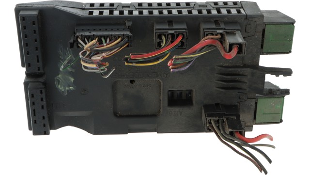 Skrzynka bezpieczników 0005400650 MERCEDES