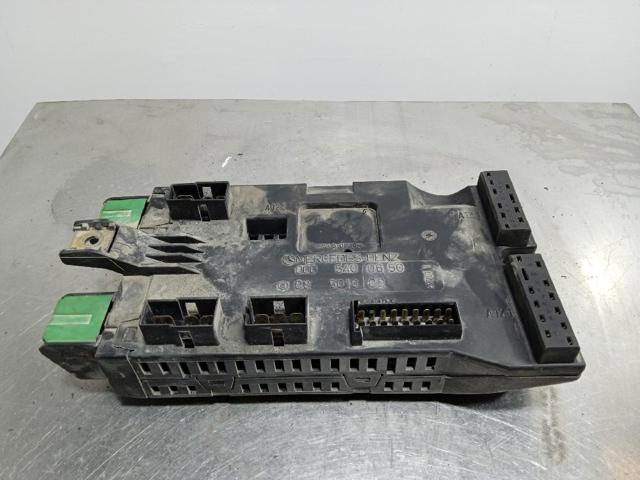 Skrzynka bezpieczników 0005400650 MERCEDES