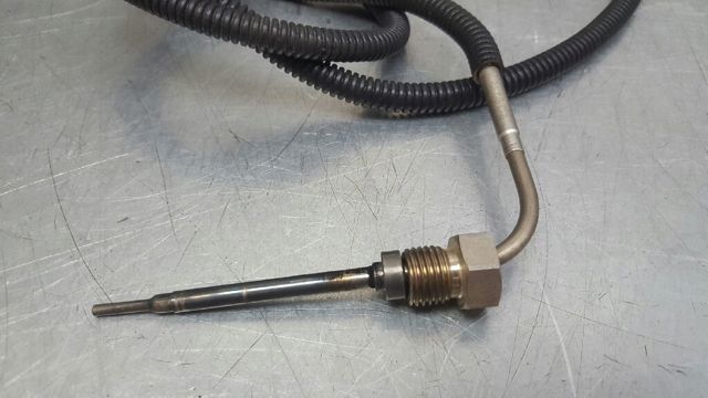Czujnik temperatury spalin, w katalizatorze 0009058105 MERCEDES