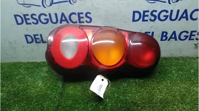 Lampa zespolona tylna prawa 0012861V001000000 MERCEDES