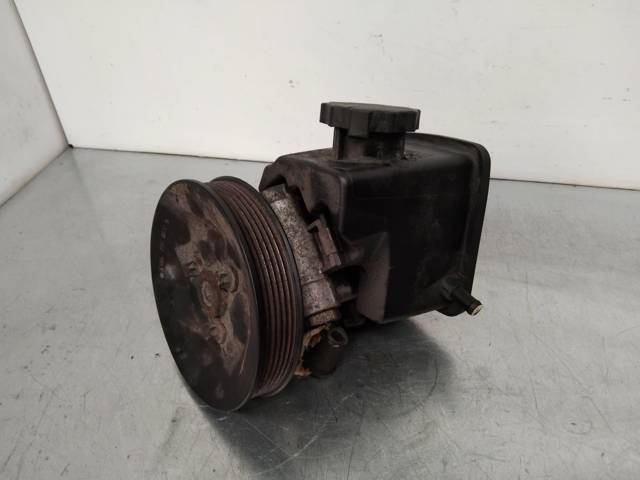 Pompa wspomagania hydraulicznego kierownicy 0024667501 MERCEDES