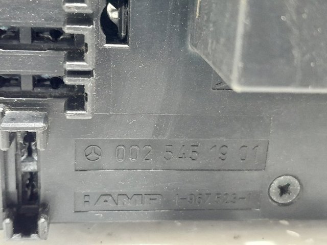  Mercedes E  od 85,53 zł
