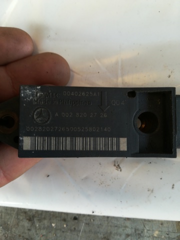 Czujnik AIRBAG przedni 0028202726 MERCEDES