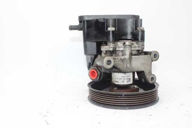 Pompa wspomagania hydraulicznego kierownicy 0034667101 MERCEDES
