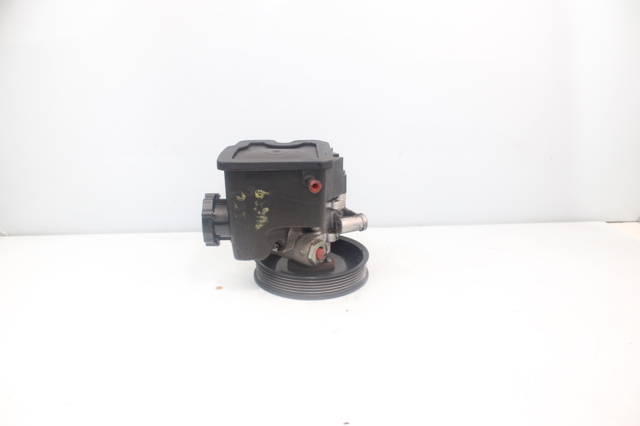 Pompa wspomagania hydraulicznego kierownicy 0034667101 MERCEDES
