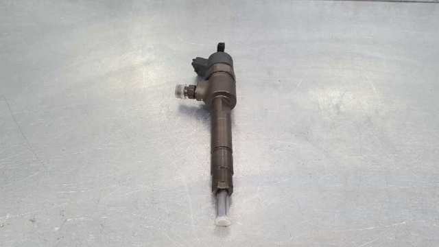 Dysza spryskiwacza szyby przedniej Fiat Brava 182