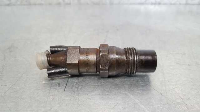 Dysza spryskiwacza szyby przedniej Fiat Brava 182