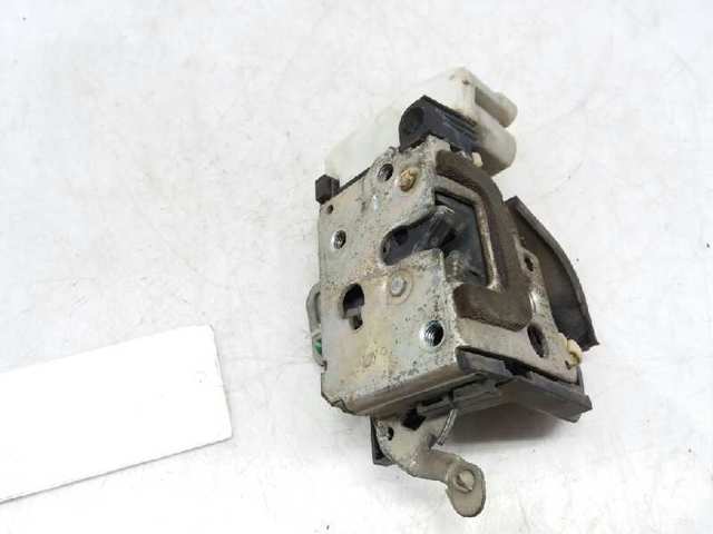Zamek drzwi przednich prawych 0046536070 FIAT