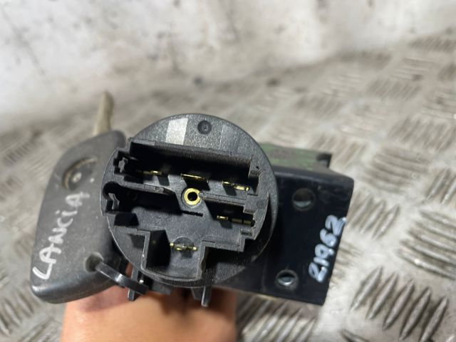 Uszczelniacz wału korbowego przedni 00467601520 FIAT