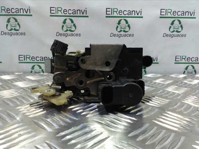 Zamek drzwi przednich prawych 0046766605 FIAT