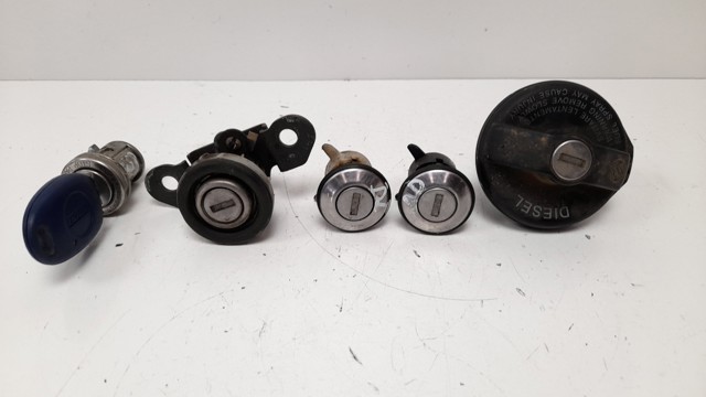 Stacyjka zapłonowa 0046798124 FIAT