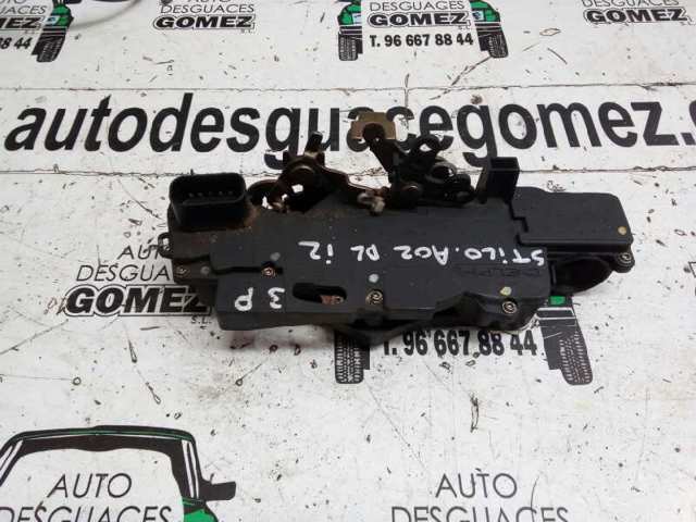 Zamek drzwi przednich lewych 0051753231 FIAT