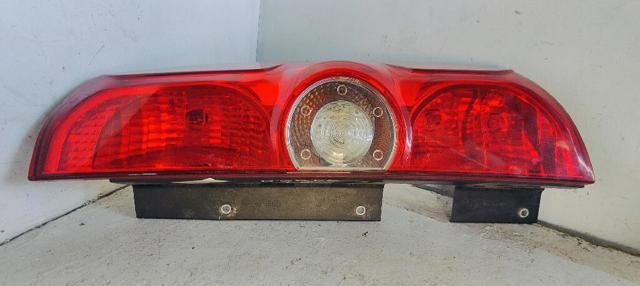 Lampa zespolona tylna prawa 00518106730 FIAT