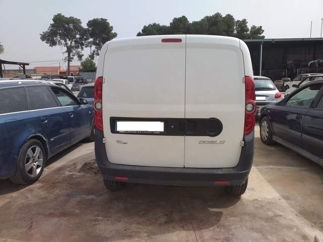Lampa zespolona tylna prawa 00518106730 FIAT