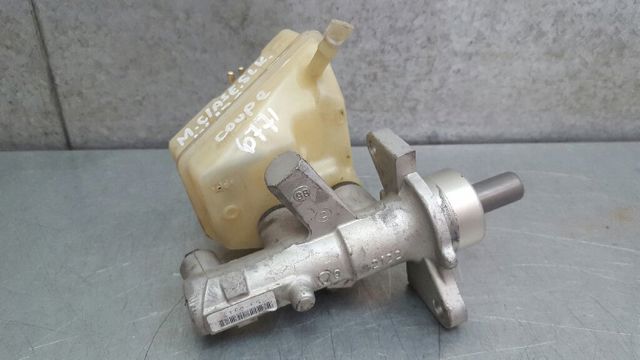 Główny cylinder hamulców 0054307701 MERCEDES