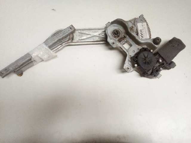 Mechanizm podnoszenia szyby drzwi przednich prawych 0060672258 FIAT