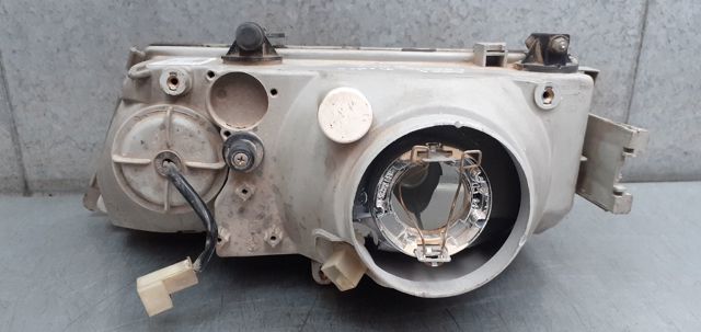 Reflektor prawy Lancia Dedra 835