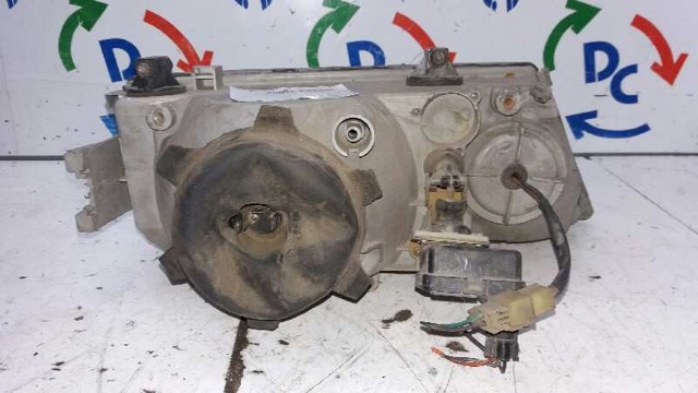 Reflektor prawy Lancia Dedra 835