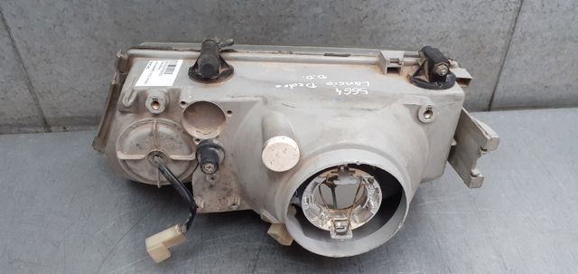 Reflektor prawy Lancia Dedra 835