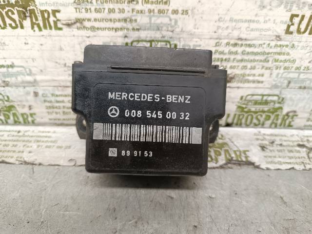 Przekaźnik świec żarowych Mercedes 100 631