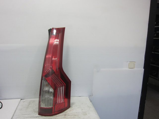 Lampa zespolona tylna prawa 00946602 PEUGEOT