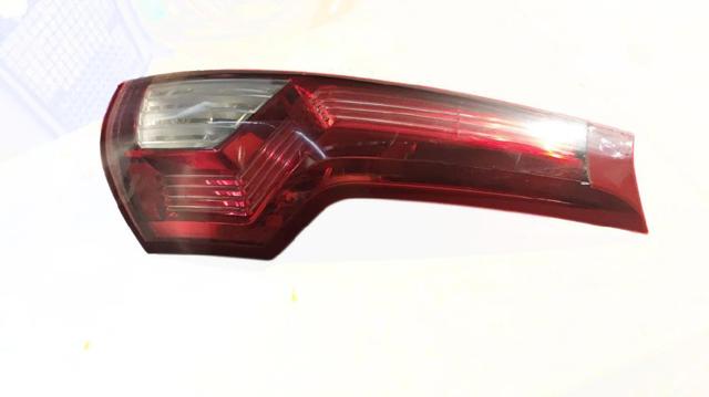 Lampa zespolona tylna prawa 00946602 PEUGEOT