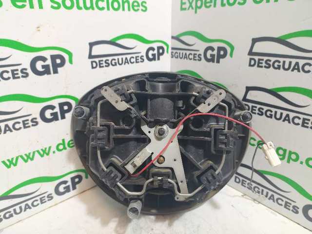 Błotnik przedni lewy Fiat Doblo 1 223