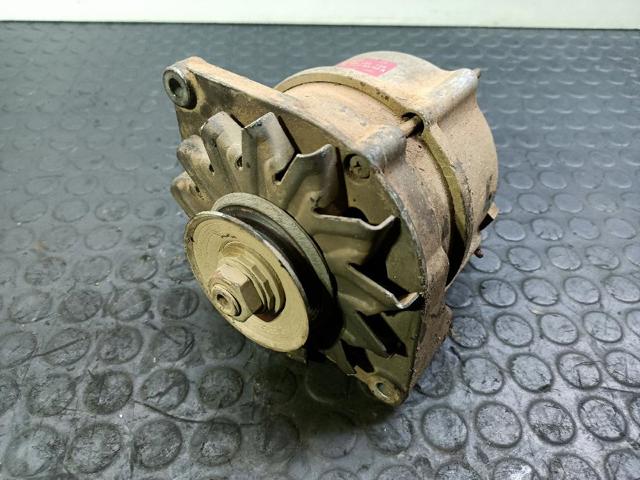 Alternator 0120488158159 OPEL