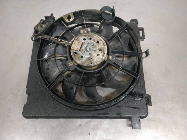 Wentylator elektryczny układu chłodzenia kompletny (silnik+wirnik) 0130303304 OPEL