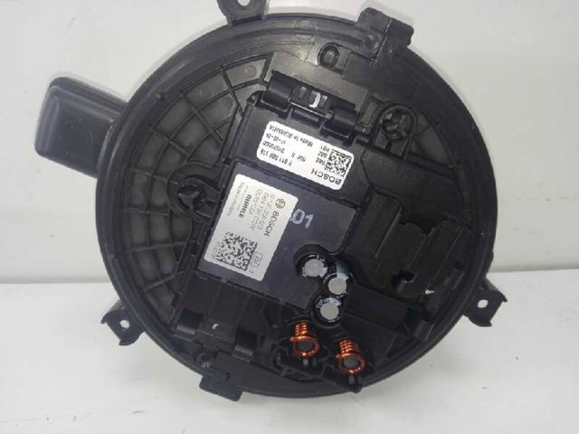 Silniczek wentylatora nagrzewnicy (ogrzewacza wnętrza) 0130309503 OPEL