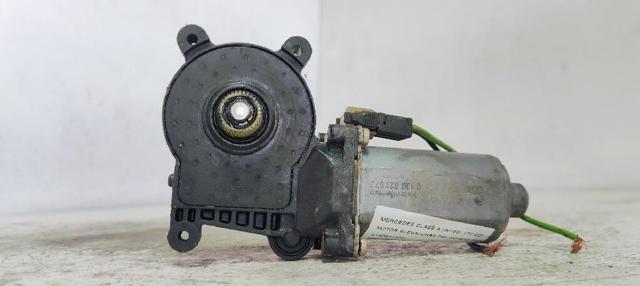 Mechanizm podnoszenia szyby drzwi przednich prawych 0130821672 MERCEDES