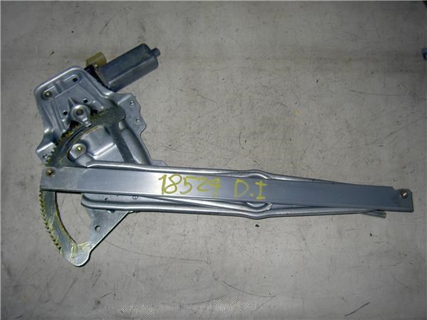Mechanizm podnoszenia szyby drzwi przednich lewych 0130822018 TOYOTA