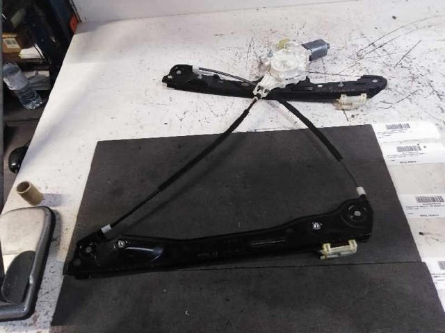 Mechanizm podnoszenia szyby drzwi przednich lewych 0130822226 BMW