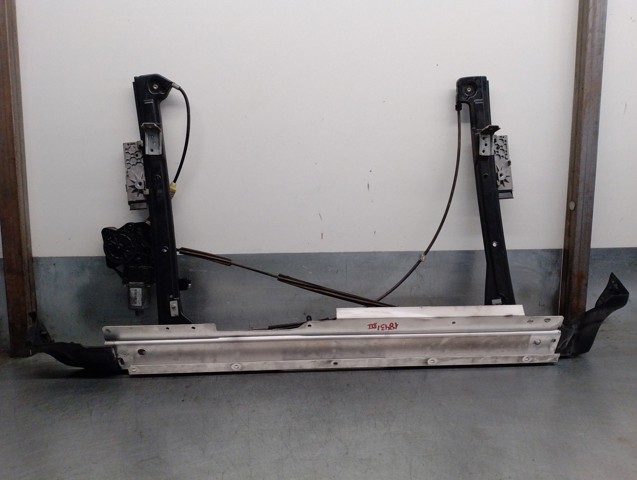 Mechanizm podnoszenia szyby drzwi przednich lewych 0130822380 BMW