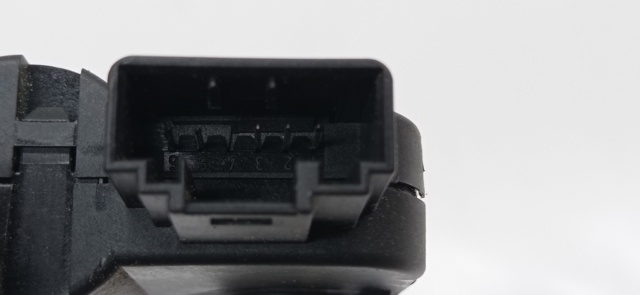 Silniczek klapy nagrzewnicy 0132801345 VAG