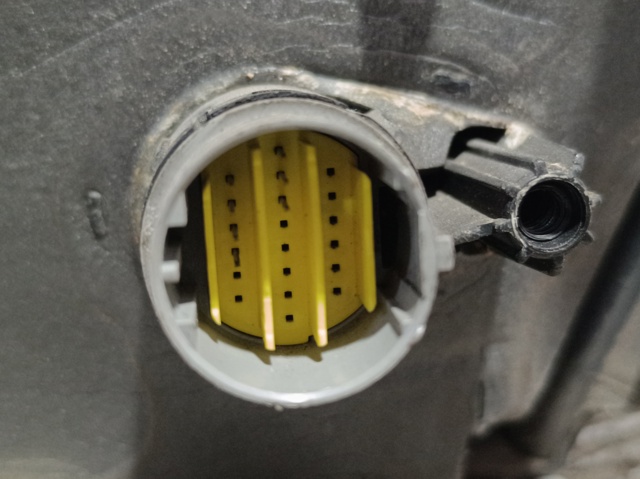 014128 Renault (RVI)