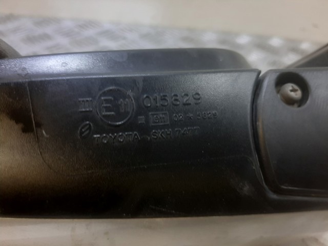 015829 Toyota