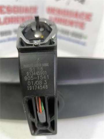 015891 BMW
