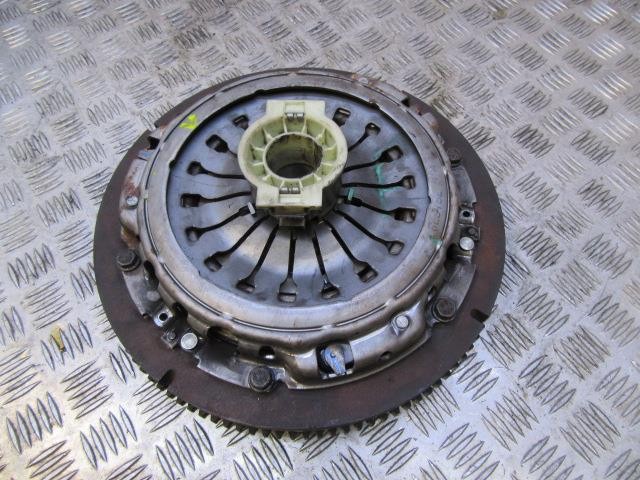 Łożysko wyciskowe sprzęgła 01904749 IVECO