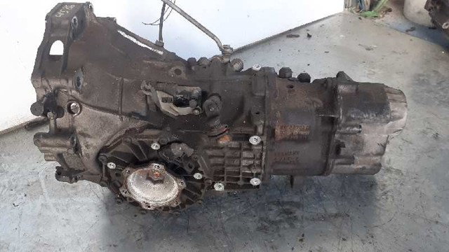 Mechaniczna skrzynia biegów w komplecie 01E300047F VAG