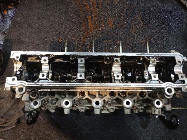 Głowica cylindrów Peugeot 806 221