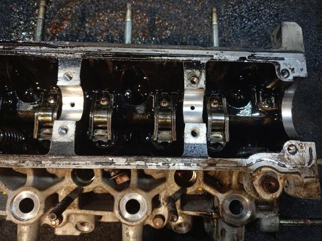 Głowica cylindrów Peugeot 806 221