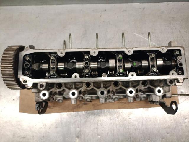 Głowica cylindrów Peugeot 806 221