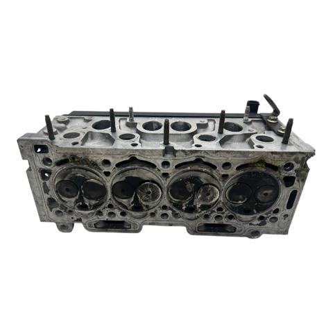 Głowica cylindrów Nissan Micra K11