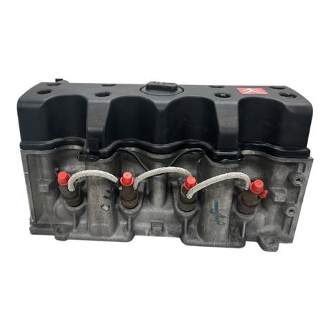 Głowica cylindrów Nissan Micra K11